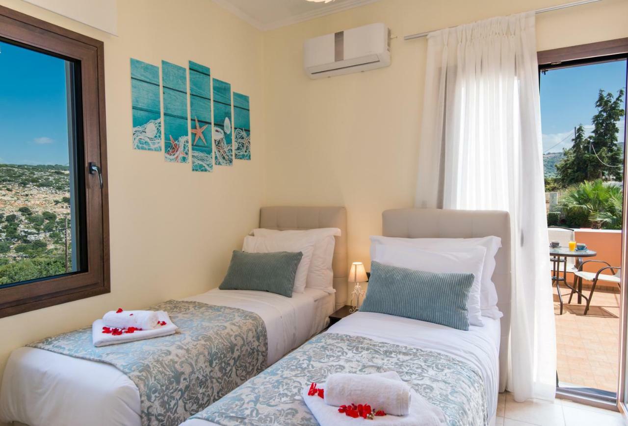 Elmyra Villa, Heated Pool & Walking To Beach, By Thinkvilla Gerani Chanion Esterno foto